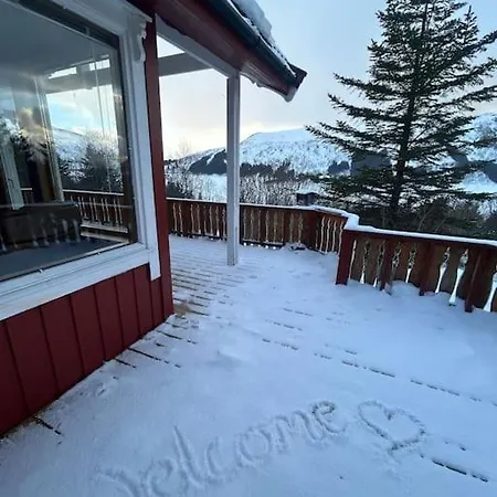 Velkommen Til «trollheim» * Bleik